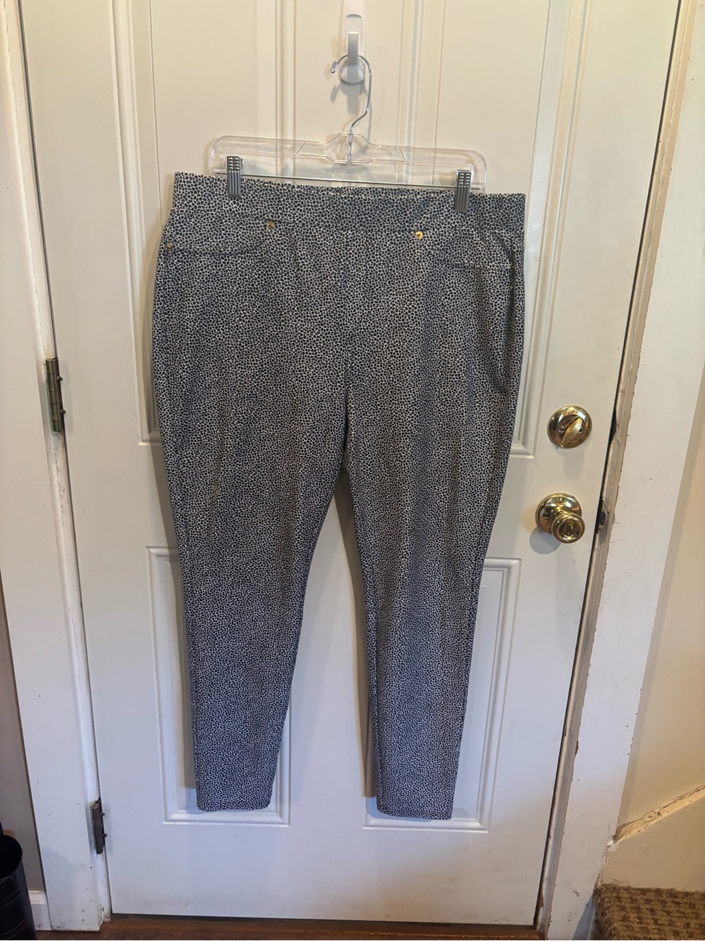 MICHAEL Michael Kors Black and White Printed Slim Ankle Pants